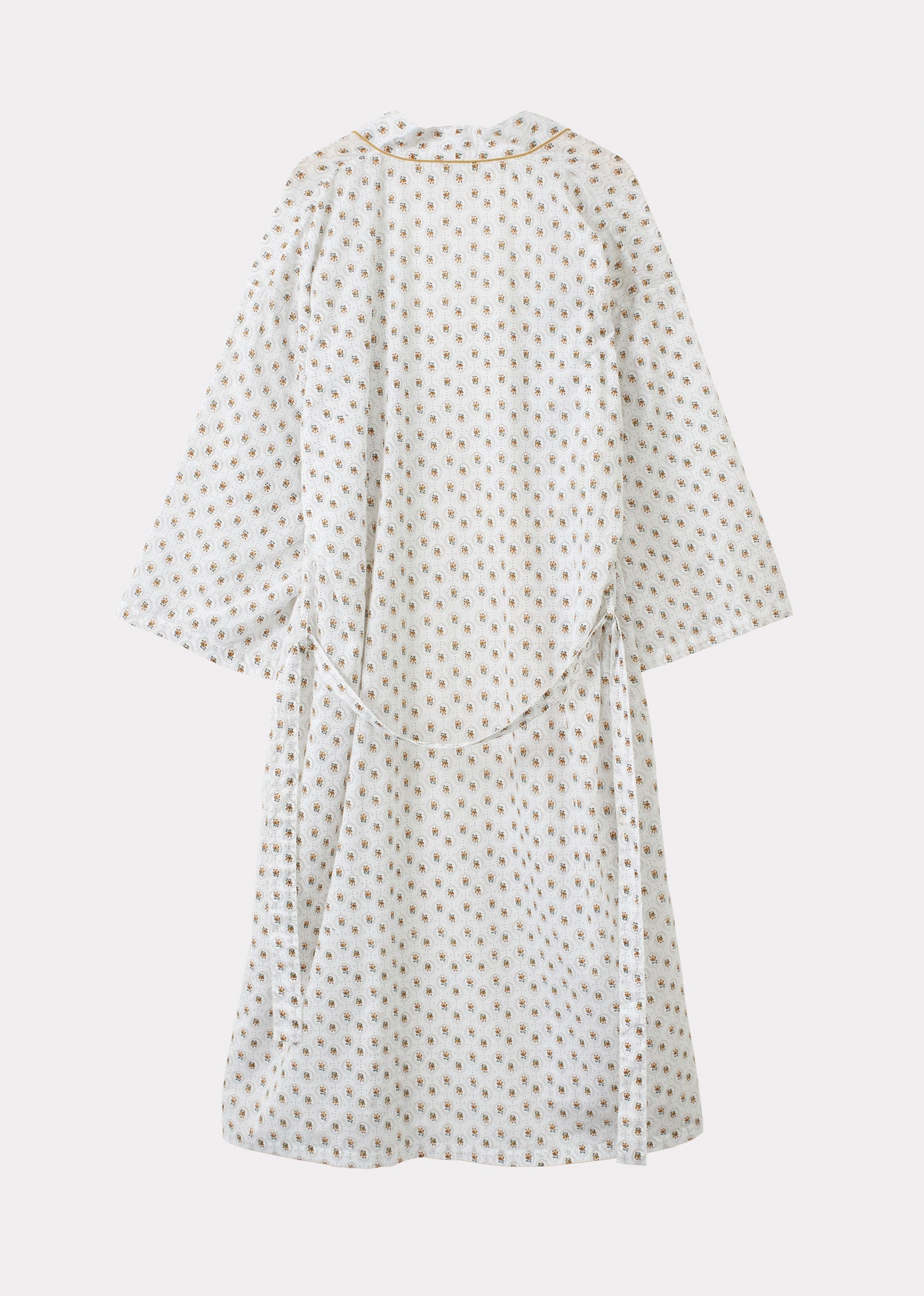 WOMANS ROBE FLOWER RING