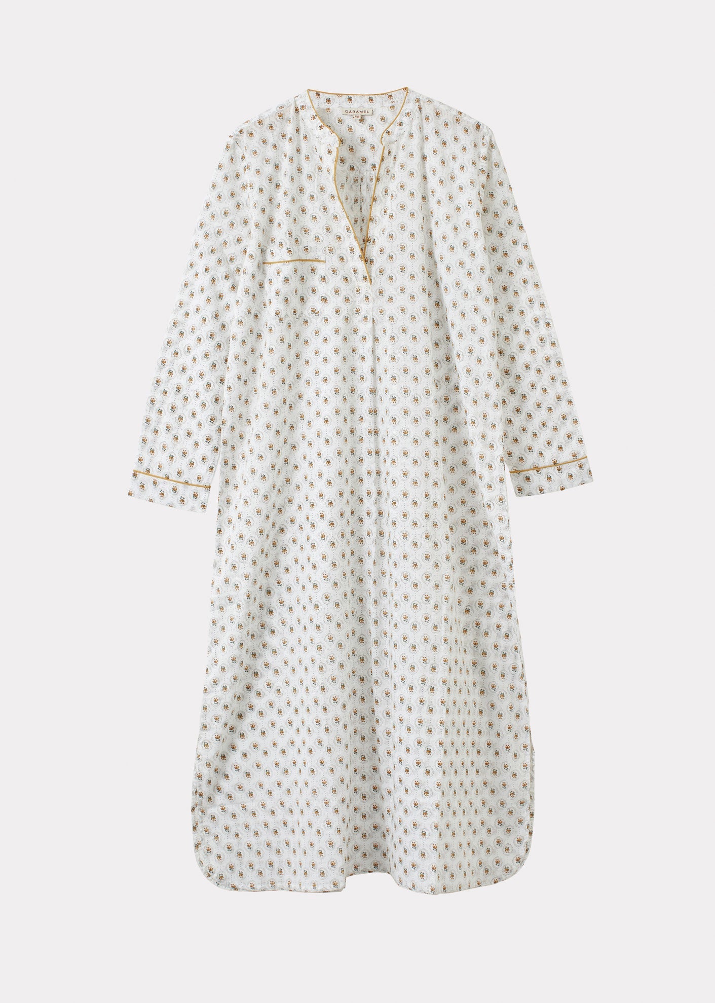 WOMANS NIGHT DRESS FLOWER RING