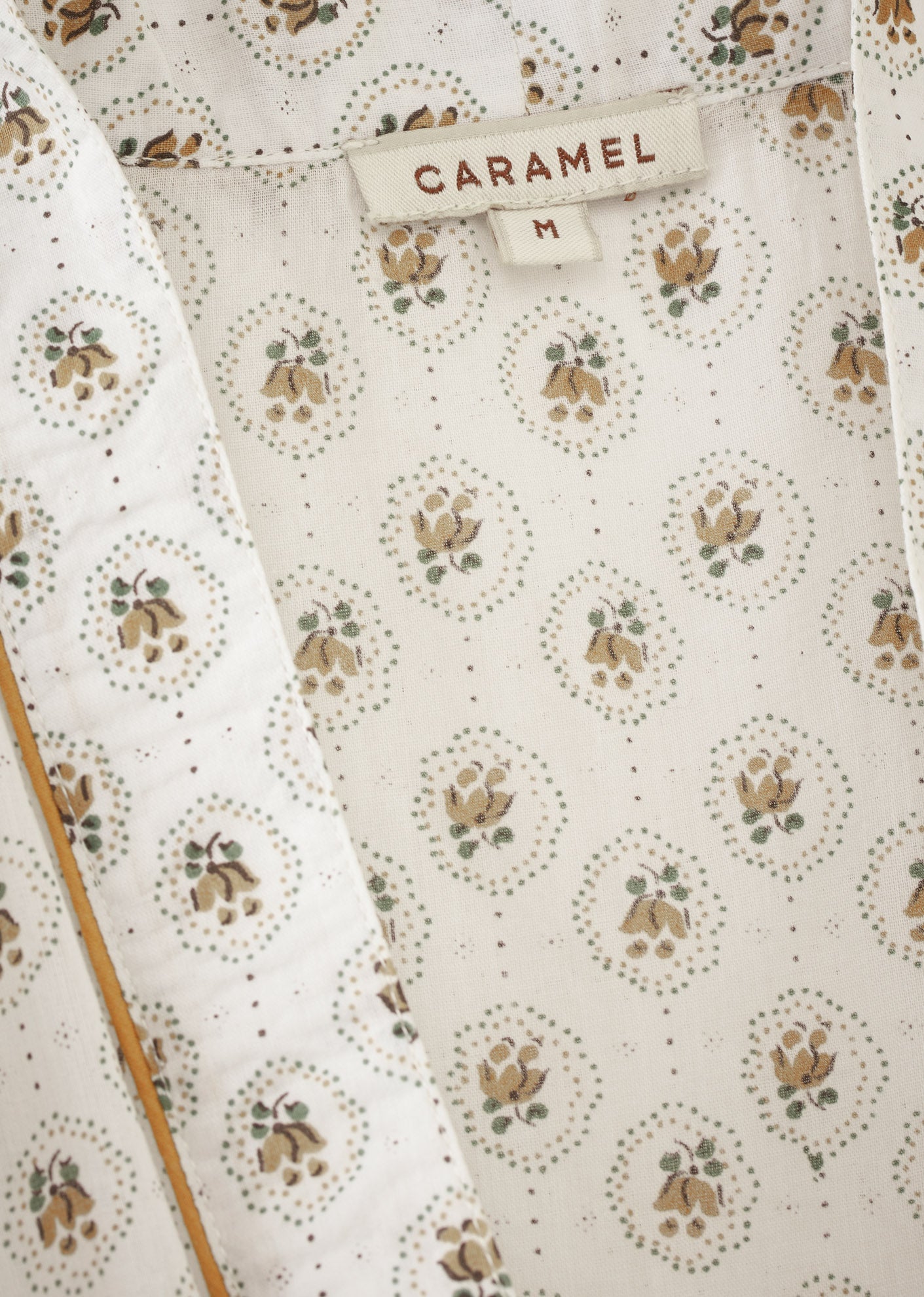 NIGHT ROBE FLOWER RING