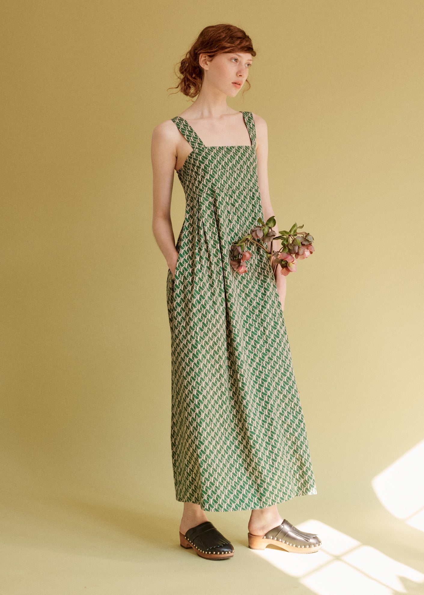 WOMAN SUMMER DRESS - EMERALD GEO PRINT