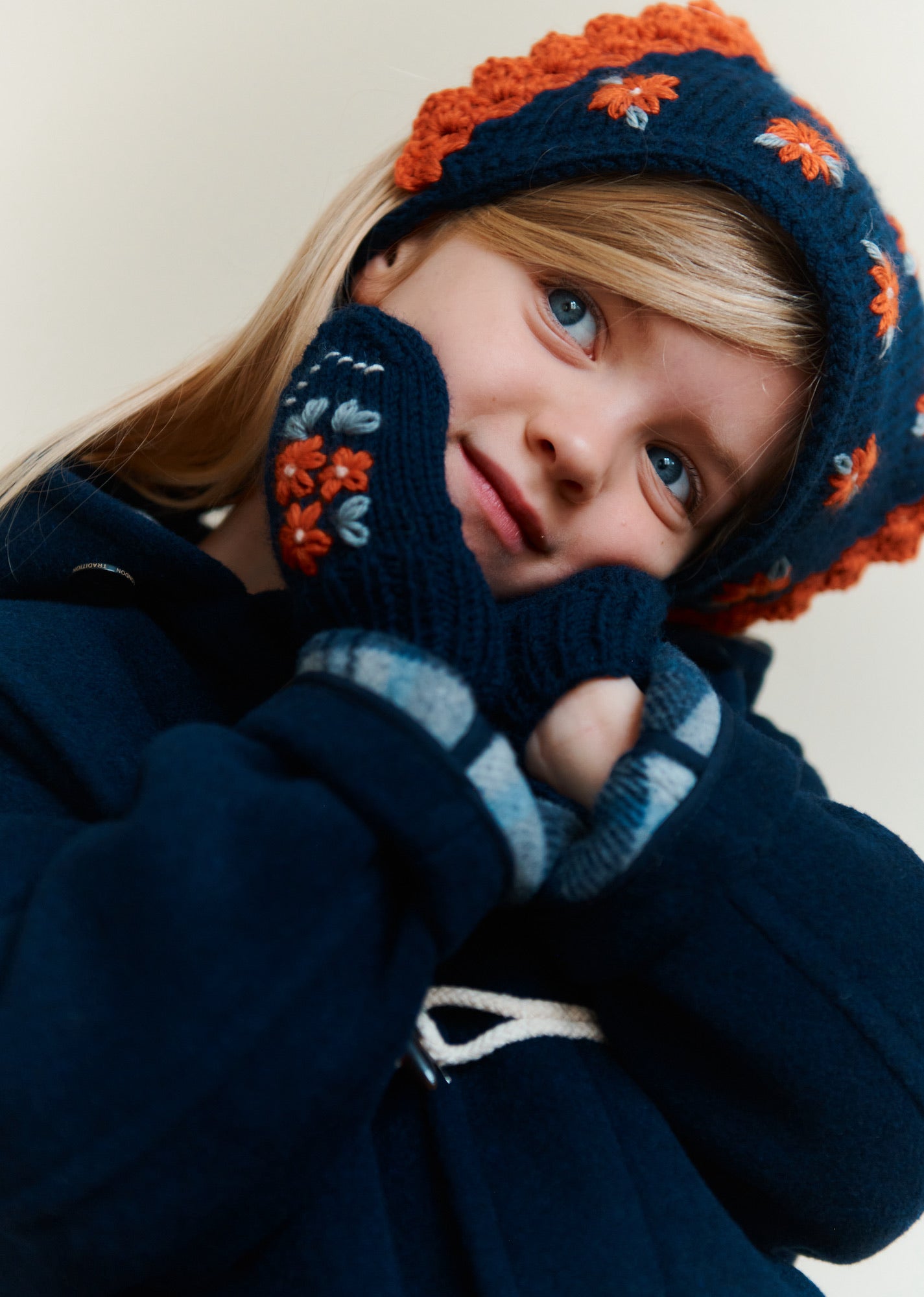 APO EMBROIDERED MITTENS - NAVY/ORANGE