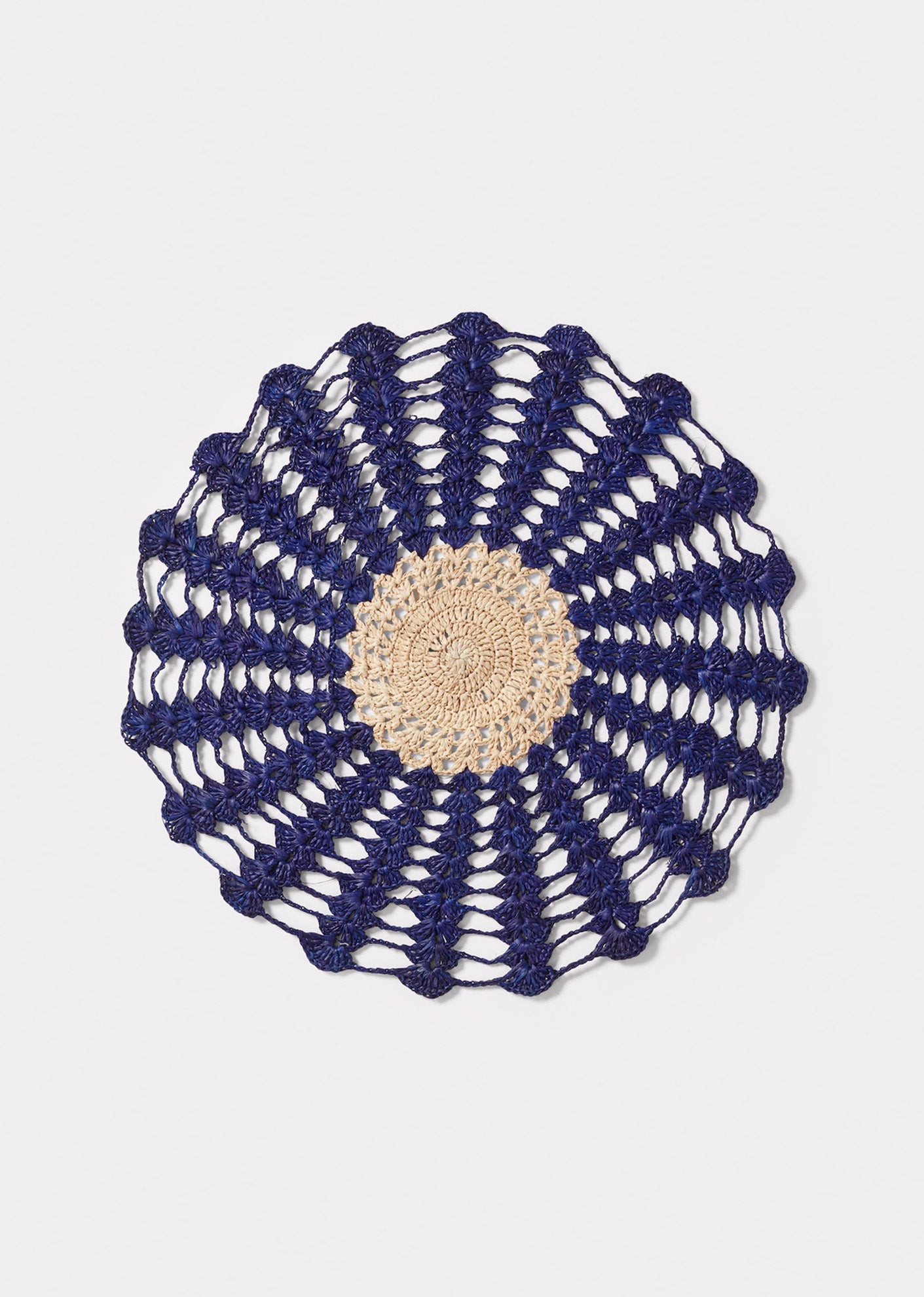 RAFFIA LARGE ROUND PLACEMAT - NAVY/NATURAL