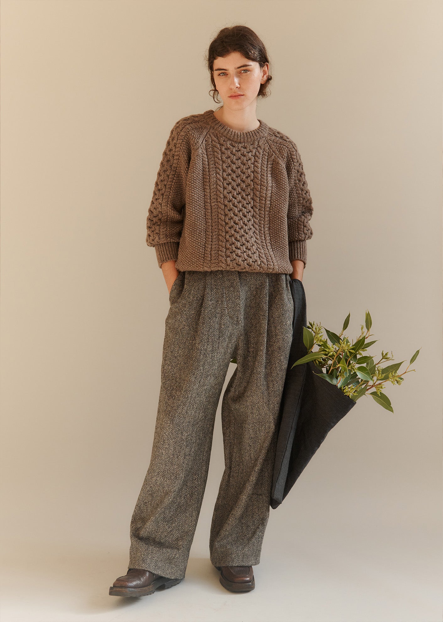 WOMAN PLEAT TROUSER - HERRINGBONE